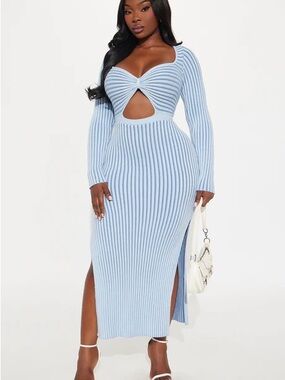 💲 NWT Ribbed Cutout Maxi Dress